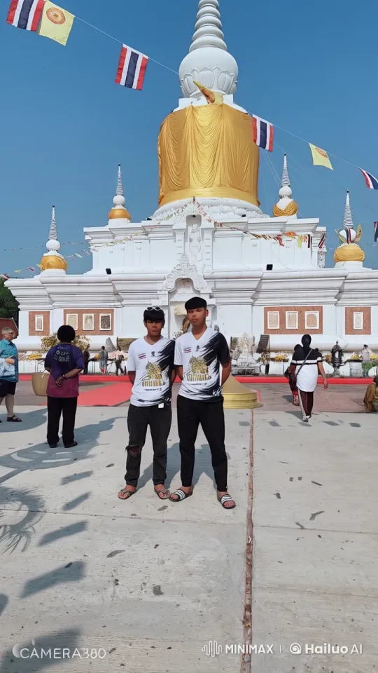 Kung Fu Performance in Front of Temple – AI Generated Video | Hailuo AI