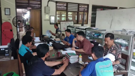 Office Meeting Erupts into Heated Argument – AI Generated Video | Hailuo AI