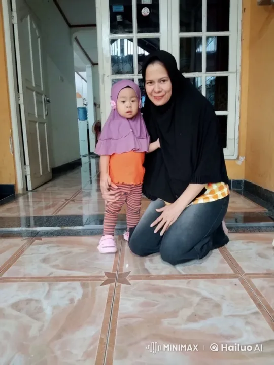 Mother and Daughter Bond Over Playful Kung Fu Practice – AI Generated Video | Hailuo AI