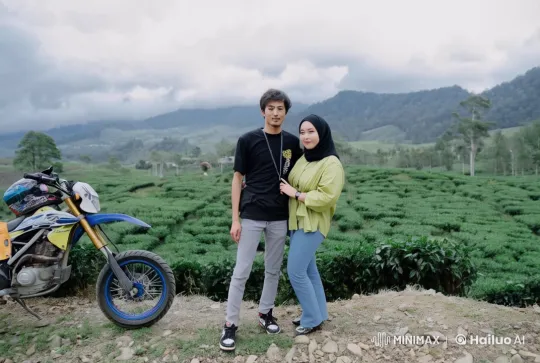 Couple Performing Synchronized Kung Fu in Mountain Landscape – AI Generated Video | Hailuo AI