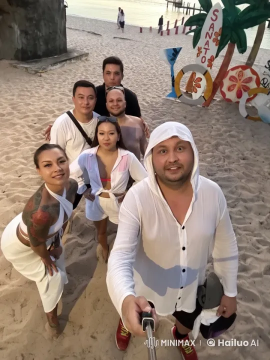 Friends Enjoying Sunset Group Photo on Phu Quoc Beach – AI Generated Video | Hailuo AI