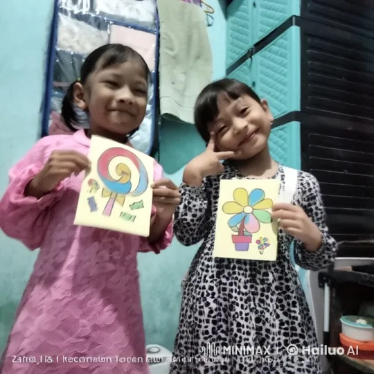 Girls Showcase Art in Animated Live2D Video – AI Generated Video | Hailuo AI