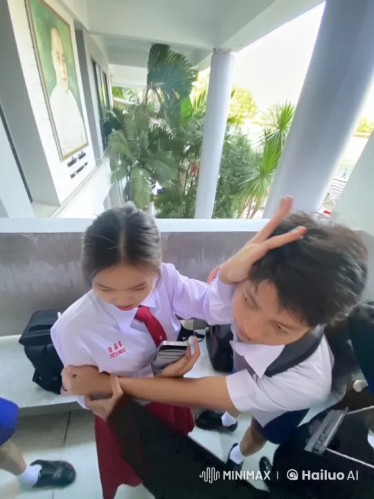 Live2D Animated Muay Thai Combat in School Hallway – AI Generated Video | Hailuo AI