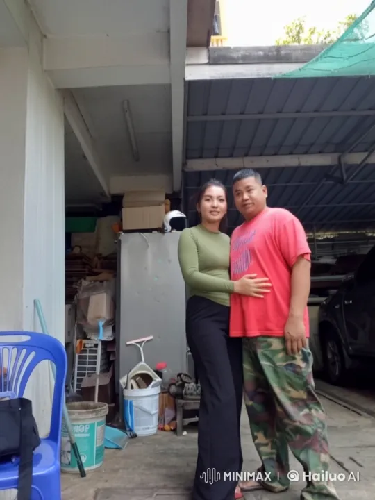 Live2D Animated Kung Fu Duo Showcases Agility in Garage Setting – AI Generated Video | Hailuo AI