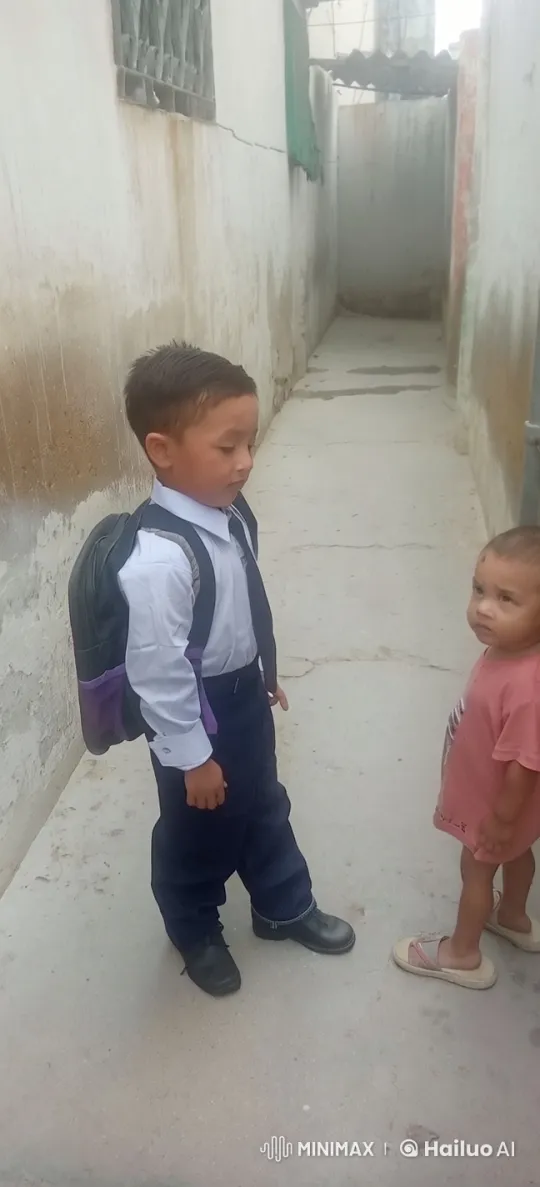 Young Boy and Child Interact in Animated Alleyway – AI Generated Video | Hailuo AI