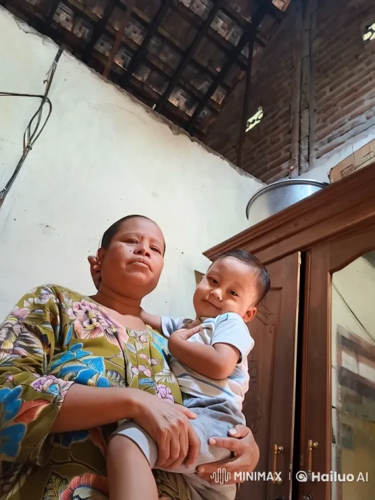 Elderly Woman and Child Practice Kung Fu in Rustic Setting – AI Generated Video | Hailuo AI