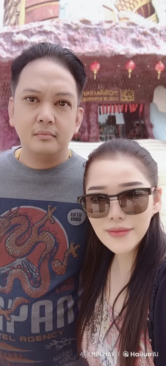 Couple Shares Tender Kiss in Front of Ornate Building – AI Generated Video | Hailuo AI