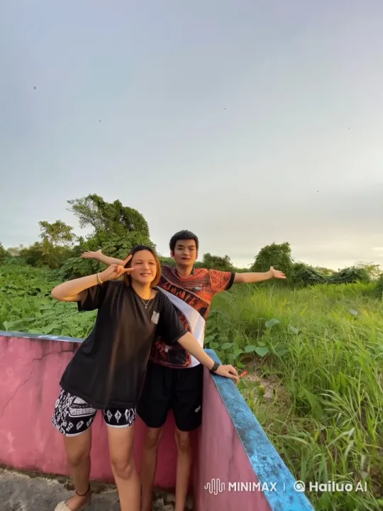 Vibrant Kung Fu Display in Lush Outdoor Setting – AI Generated Video | Hailuo AI