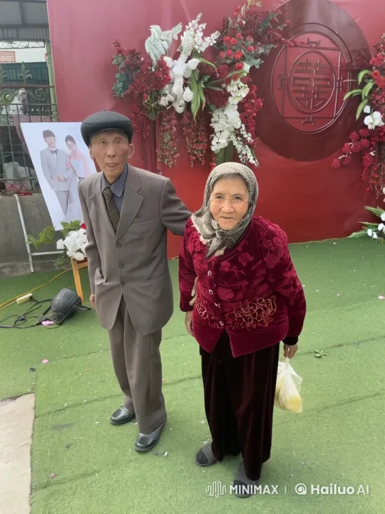 Elderly Couple Performs Dynamic Kung Fu in Garden Setting – AI Generated Video | Hailuo AI