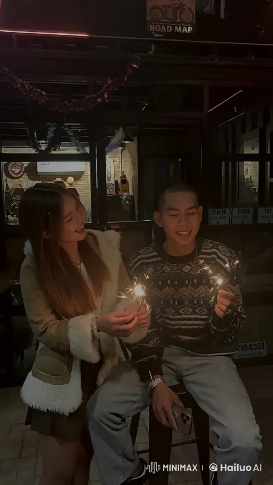 Live2D Animated Kung Fu Duo with Sparklers – AI Generated Video | Hailuo AI