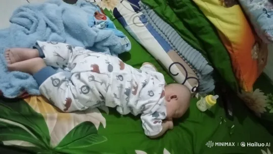 Baby Enjoys Gentle Kungfu Dance with Playful Movements – AI Generated Video | Hailuo AI
