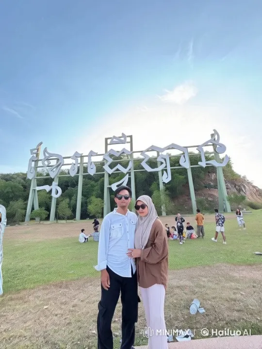 Live2D Video: Man Demonstrates Kungfu Skills in Scenic Field – AI Generated Video | Hailuo AI