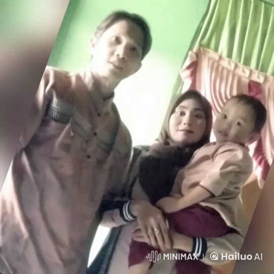 Family Demonstrates Dynamic Martial Arts in Live2D Animation – AI Generated Video | Hailuo AI