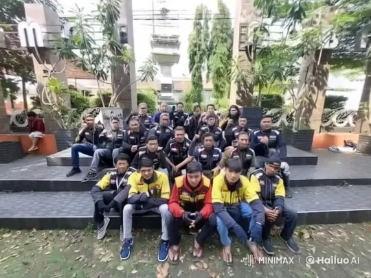 Live2D Group Kungfu Performance in Garden Setting – AI Generated Video | Hailuo AI