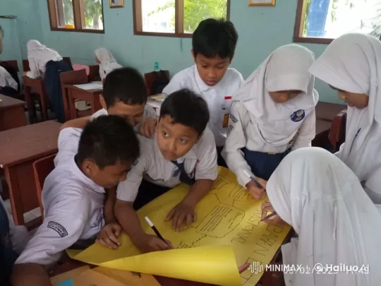 Classroom Fight Leads to Child's Tragic Collapse – AI Generated Video | Hailuo AI