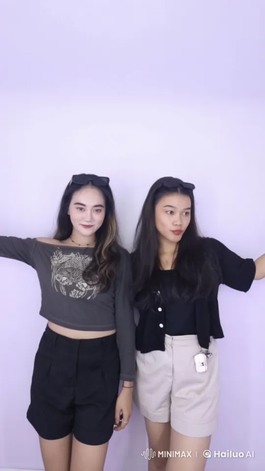 Female Characters' Dynamic Live2D Kung Fu Fight Scene – AI Generated Video | Hailuo AI