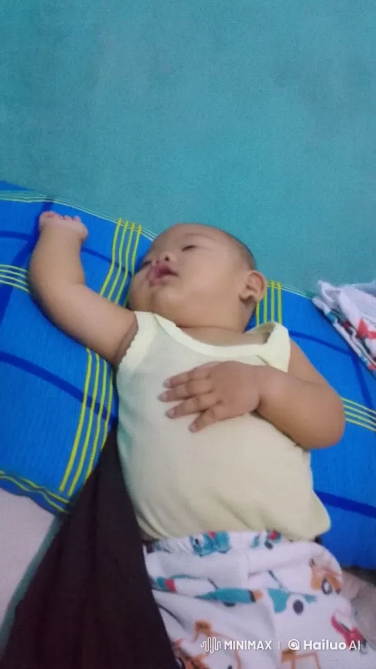 Baby Shows Martial Arts Prowess in Live2D Animation – AI Generated Video | Hailuo AI