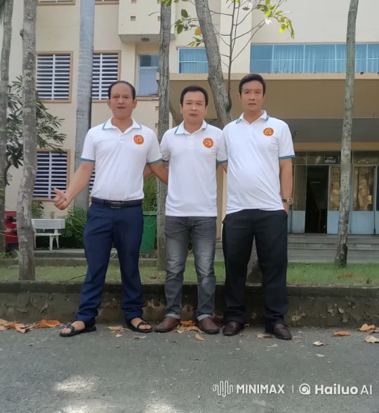 Live2D Martial Arts Display by Three Men – AI Generated Video | Hailuo AI