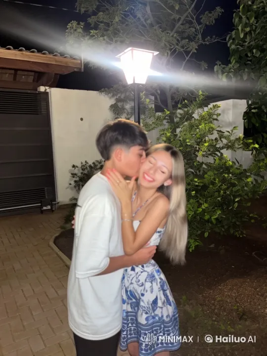 Couple Combines Romance and Kung Fu in Live2D Animated Scene – AI Generated Video | Hailuo AI