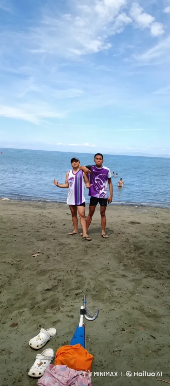 Energetic Kung Fu Demonstration on a Sunny Beach – AI Generated Video | Hailuo AI