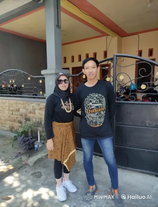 Young Couple Explains Something Outside Coordinated Outfits – AI Generated Video | Hailuo AI