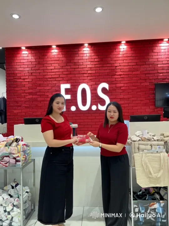 Martial Arts Display in Modern Retail Setting – AI Generated Video | Hailuo AI