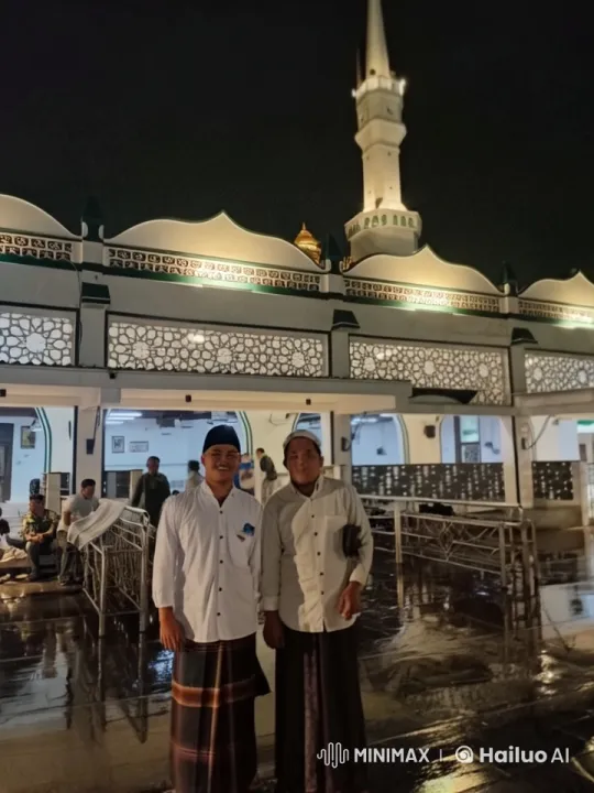 Nighttime Kung Fu Display in Mosque Courtyard – AI Generated Video | Hailuo AI