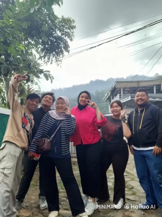 Group Performs Kung Fu with Enthusiasm in Foggy Mountainside – AI Generated Video | Hailuo AI