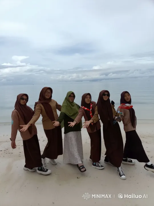 Live2D Animated Kung Fu Training on a Serene Beach – AI Generated Video | Hailuo AI