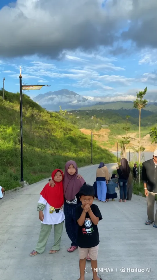 Family Scene: Martial Arts Performance on Country Road – AI Generated Video | Hailuo AI