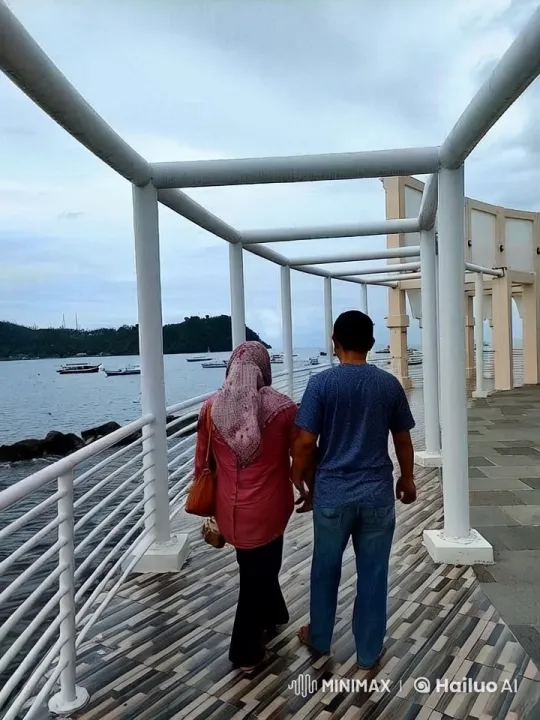 Couples Stroll on Boardwalk, Enjoying Serene Seaside Scene – AI Generated Video | Hailuo AI