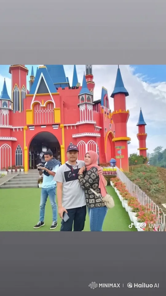 Animated Kung Fu Battle in Colorful Castle Setting – AI Generated Video | Hailuo AI