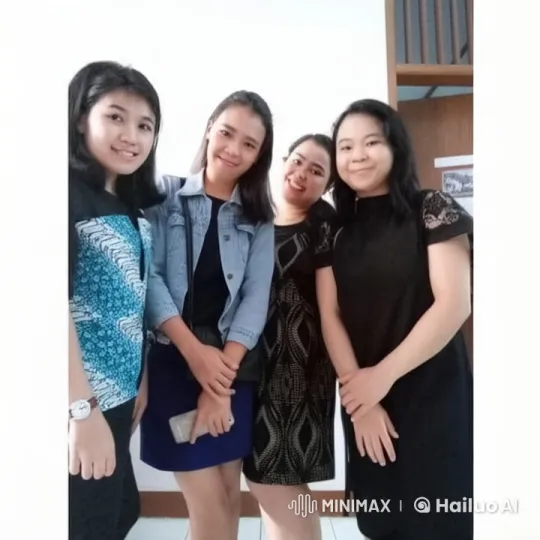 Four Women Perform High-Intensity Kung Fu Fight in Live2D – AI Generated Video | Hailuo AI