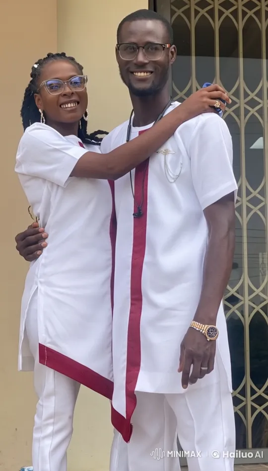 Traditional Attire Couple's Live2D Kungfu Fight Scene – AI Generated Video | Hailuo AI