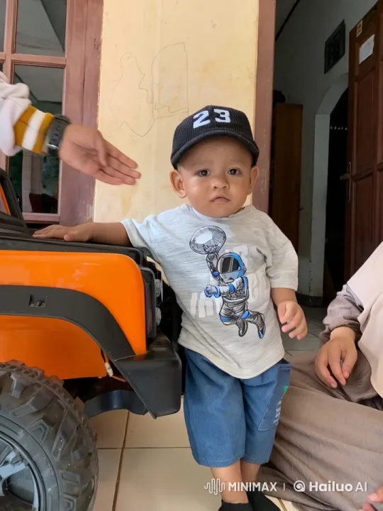 Young Boy Practicing Kung Fu with Toy Car – AI Generated Video | Hailuo AI
