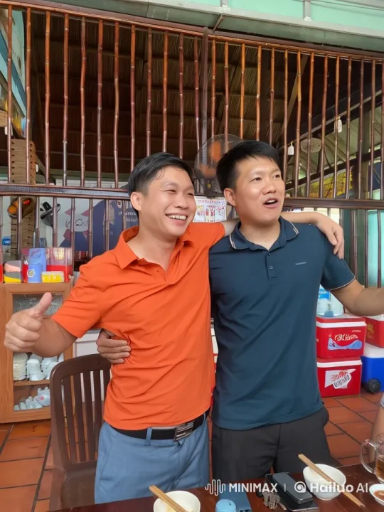 Restaurant Duo Engage in Thrilling Live2D Martial Arts Display – AI Generated Video | Hailuo AI