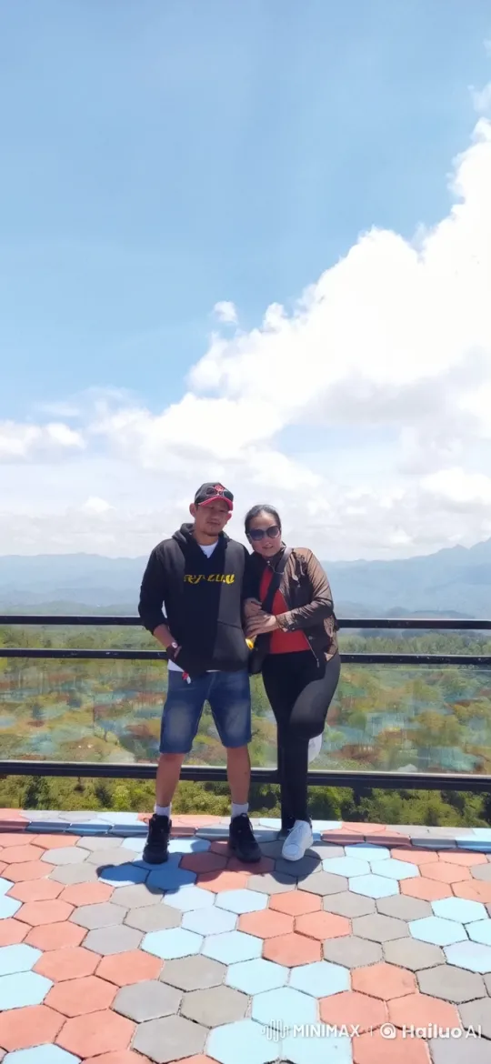 Couple's Playful Kungfu Display on Balcony – AI Generated Video | Hailuo AI