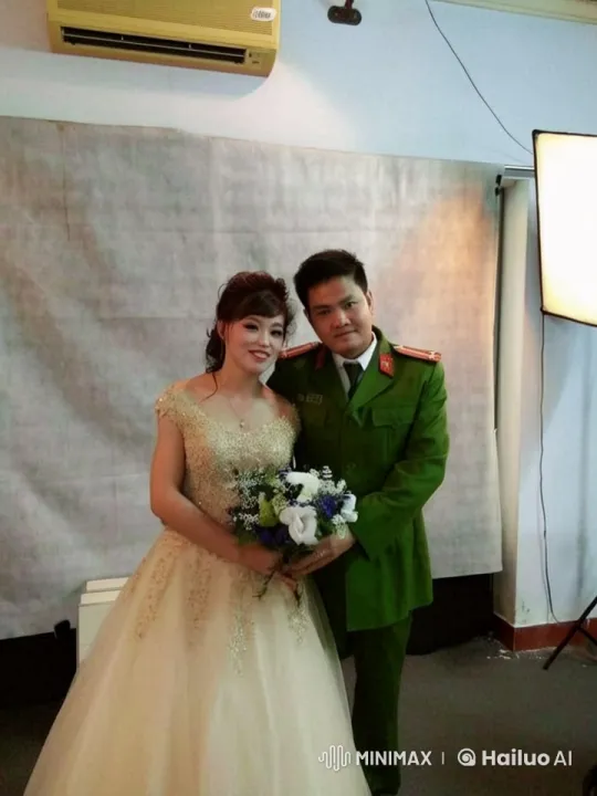 Wedding Couple Showcases Martial Arts in Live2D Animation – AI Generated Video | Hailuo AI