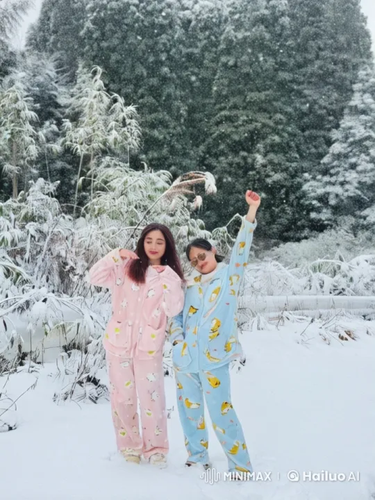 Colorful Pajama Kung Fu Fight in Snowy Wonderland – AI Generated Video | Hailuo AI