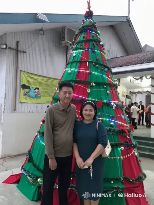 Christmas Scene: Martial Artist Showcases Skills – AI Generated Video | Hailuo AI