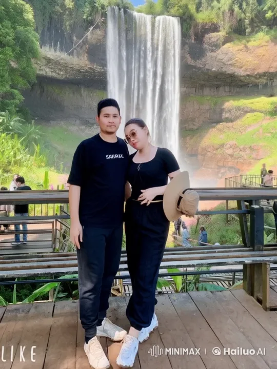 Kung Fu Fight Over Scenic Waterfall Setting – AI Generated Video | Hailuo AI