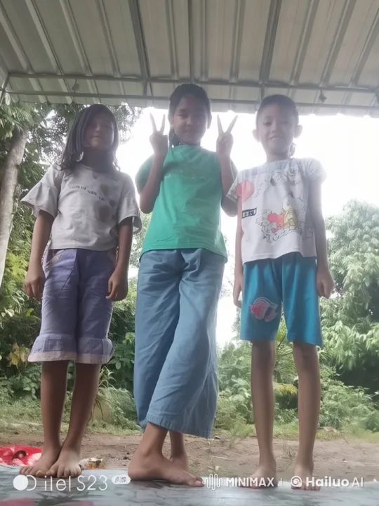 Children Practicing Kung Fu in Lush Setting – AI Generated Video | Hailuo AI