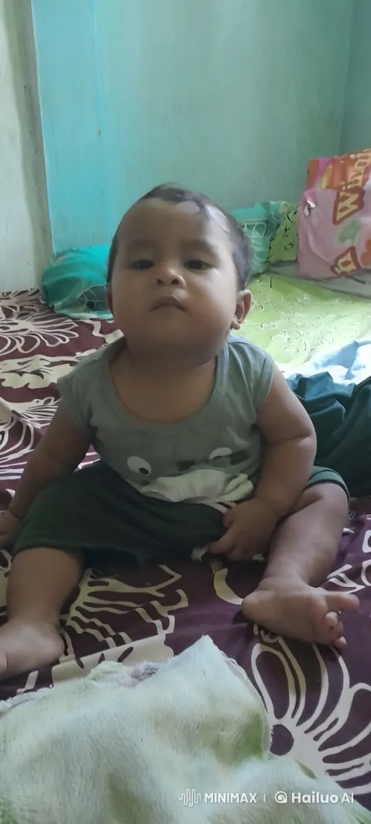 Child Enthusiastically Mimics Kung Fu on Bed – AI Generated Video | Hailuo AI