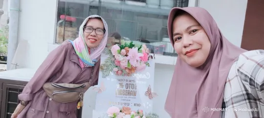 Hijab-Wearing Women Showcase Kungfu Skills – AI Generated Video | Hailuo AI