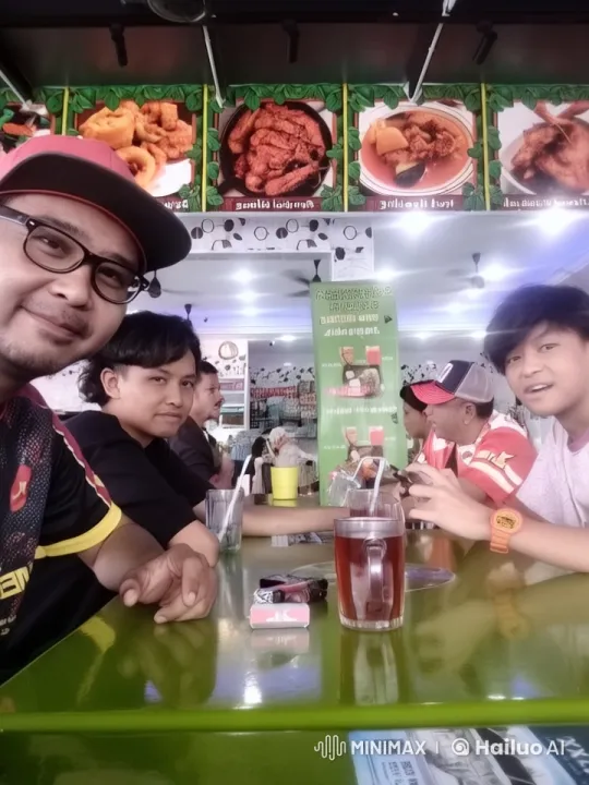 Live2D Kungfu Performance in Bustling Restaurant Setting – AI Generated Video | Hailuo AI