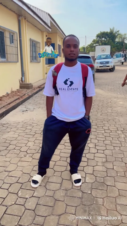 Live2D Video: Man in White T-Shirt Performs Martial Arts – AI Generated Video | Hailuo AI