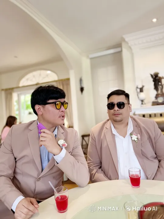 Beige Blazer Duo Performs Kung Fu in Elegant Setting – AI Generated Video | Hailuo AI