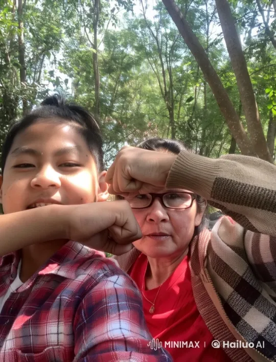 Joyful Forest Moment: Animated Celebration in Nature – AI Generated Video | Hailuo AI