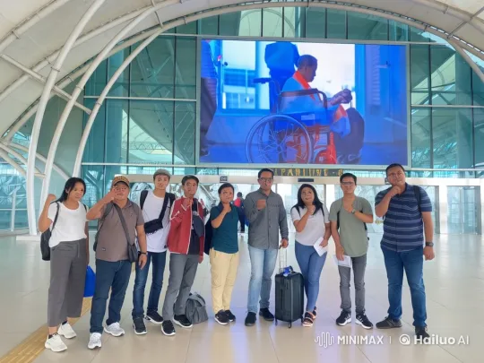 Live2D Animated Martial Arts Display at Airport Terminal – AI Generated Video | Hailuo AI