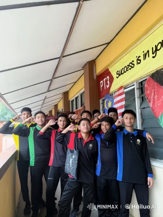 Malaysian Students Perform Kungfu on School Balcony – AI Generated Video | Hailuo AI